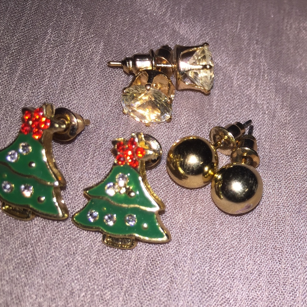 Beautiful stud earrings